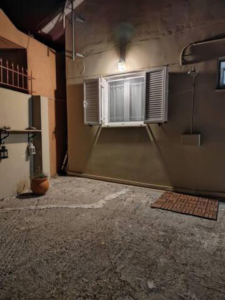 Dafne House Koxare